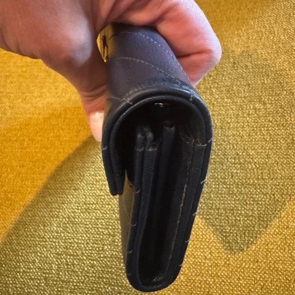 Yves Saint Laurent Cassandre Matelasse Large Flap Wallet in Grain Leather Navy - Picture 5 of 14